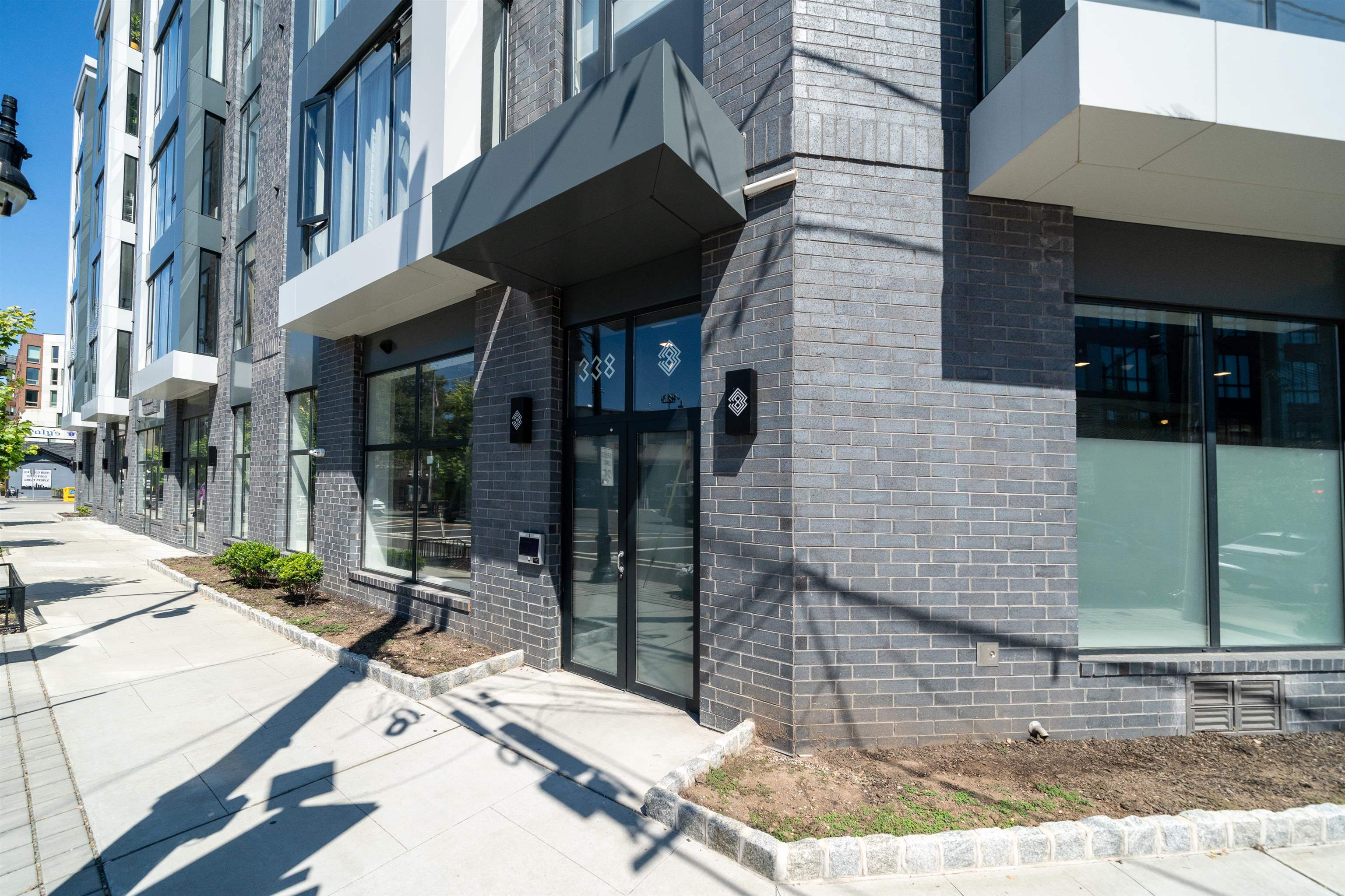 338 NEWARK AVE Unit: 306