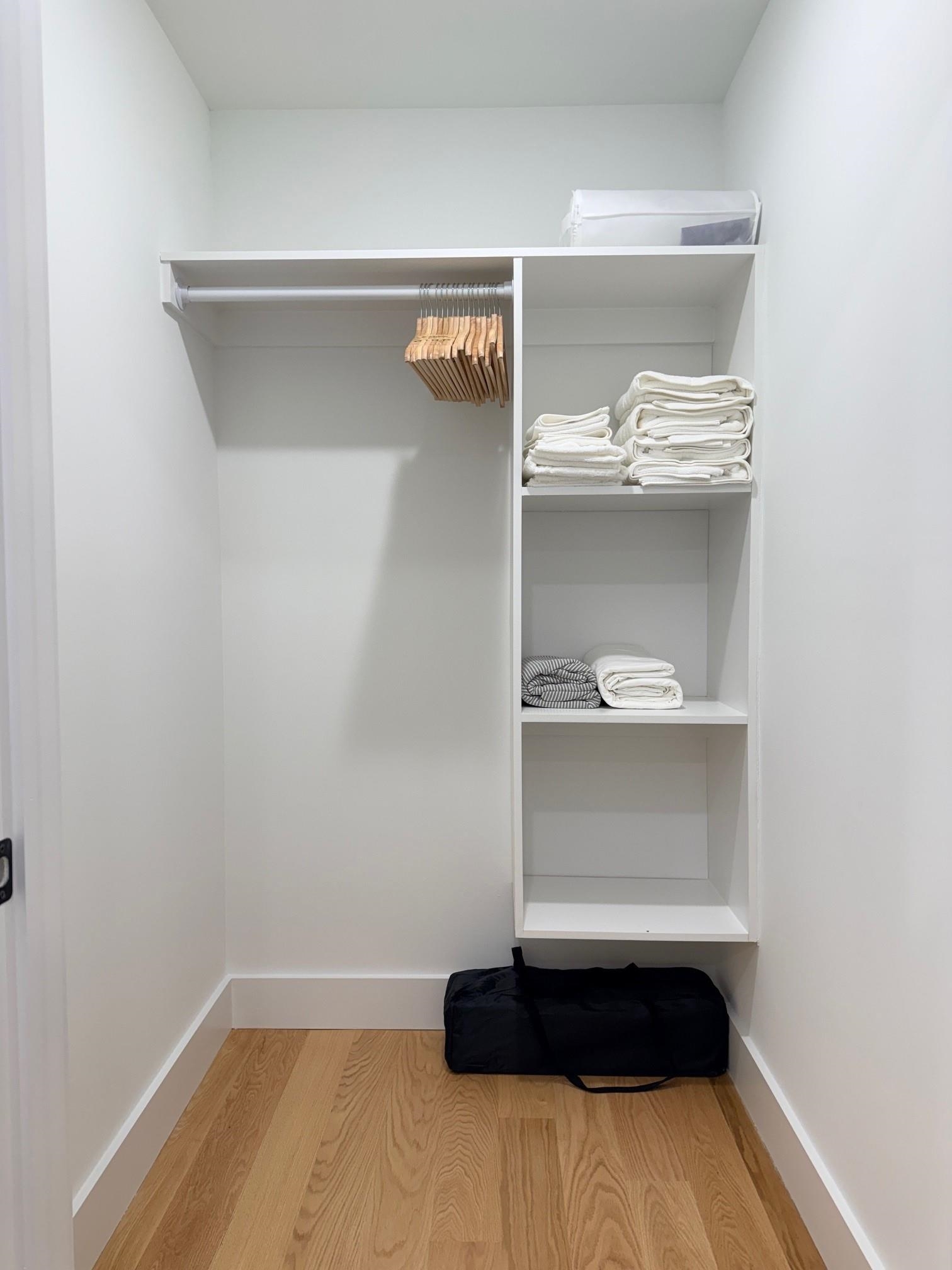 27 GRAHAM ST Unit: Rear (3)