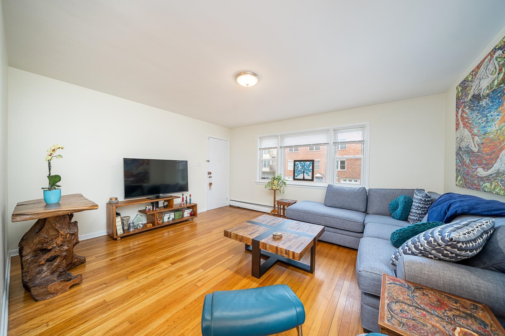 121 OGDEN AVE Unit: 2