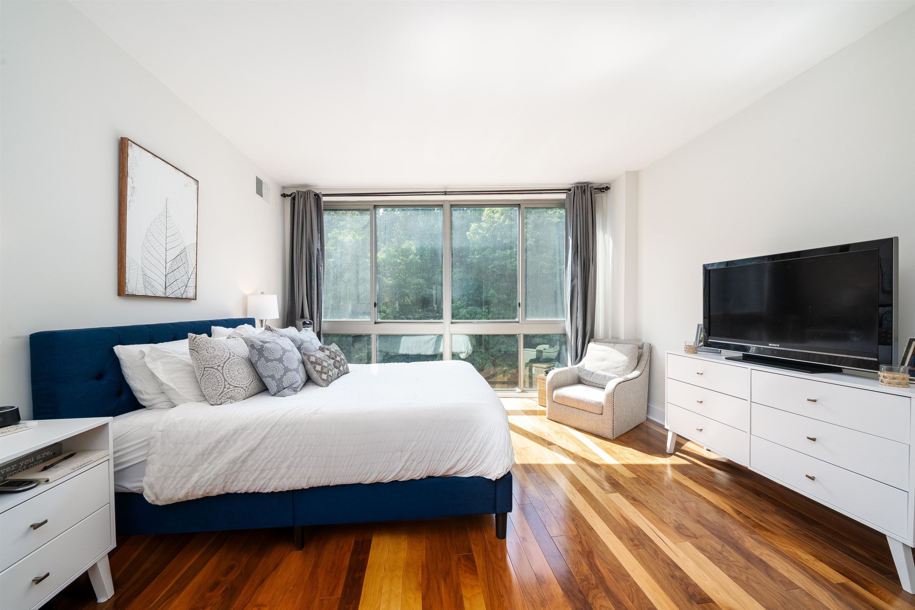 800 JACKSON ST Unit: 513