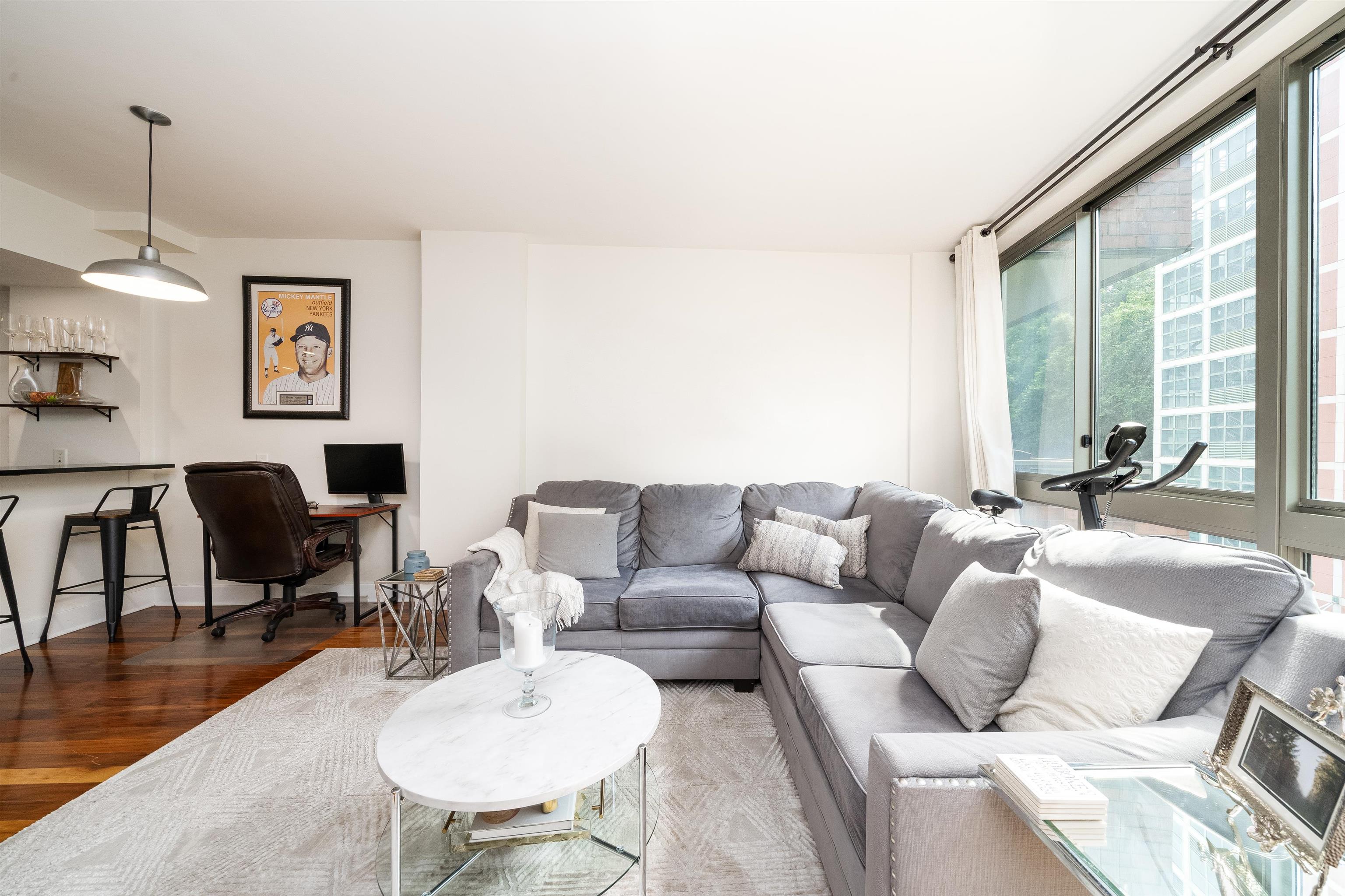 800 JACKSON ST Unit: 513