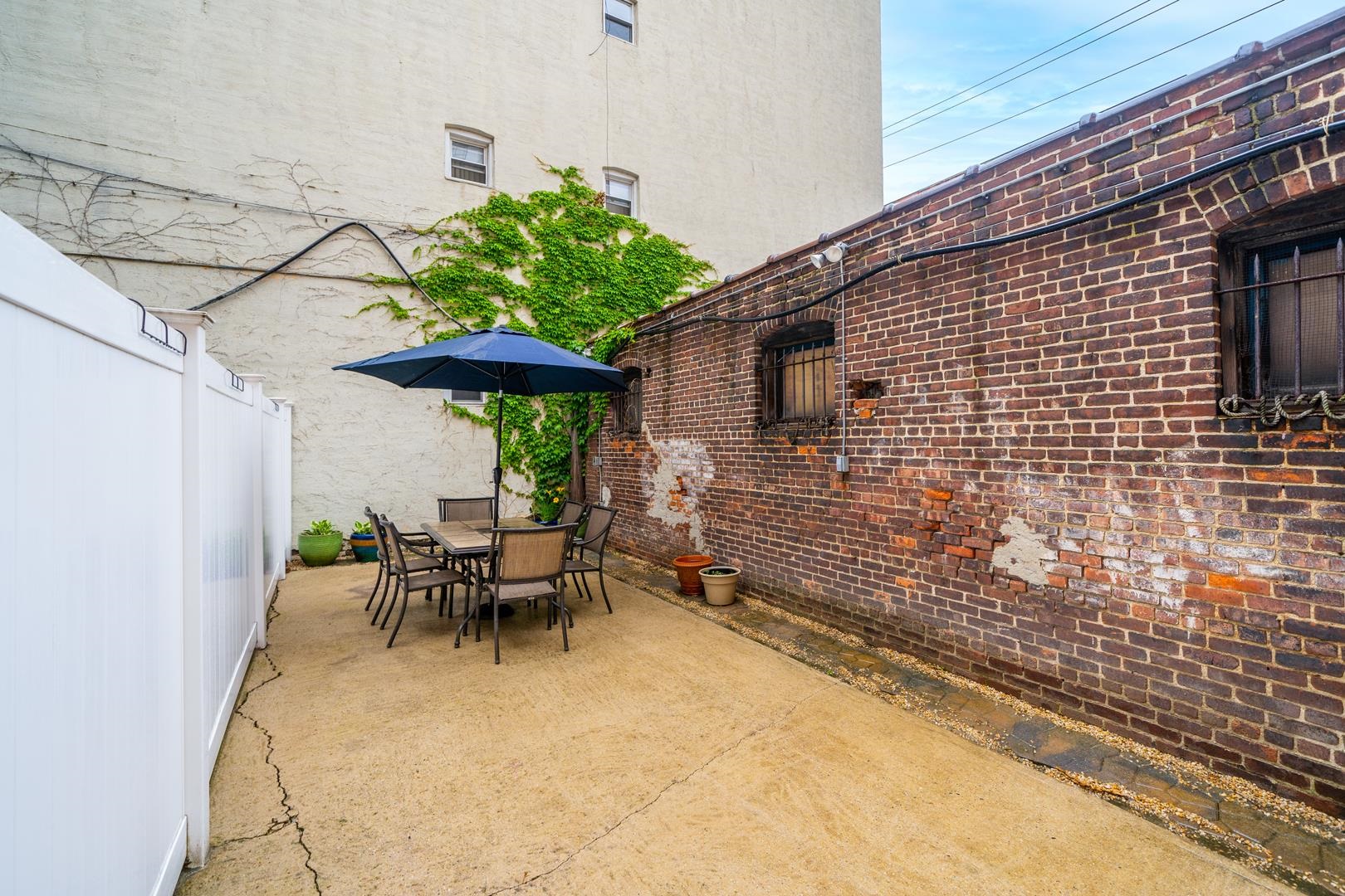 232 PARK AVE Unit: 3N