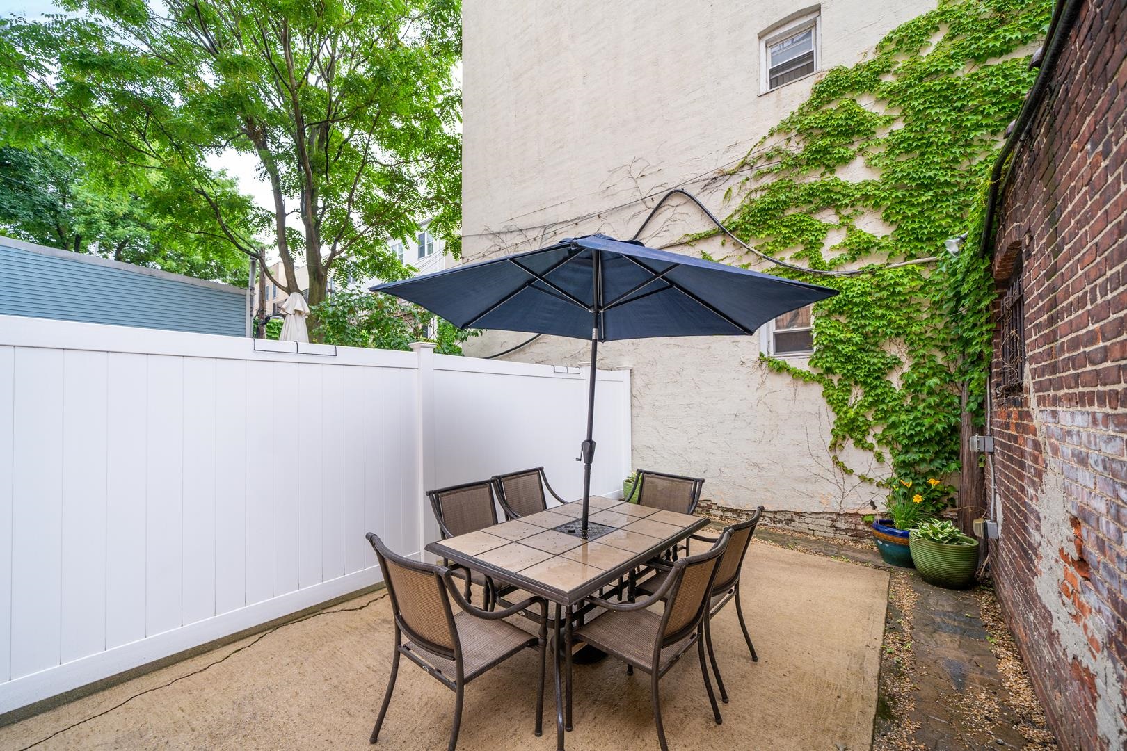 232 PARK AVE Unit: 3N