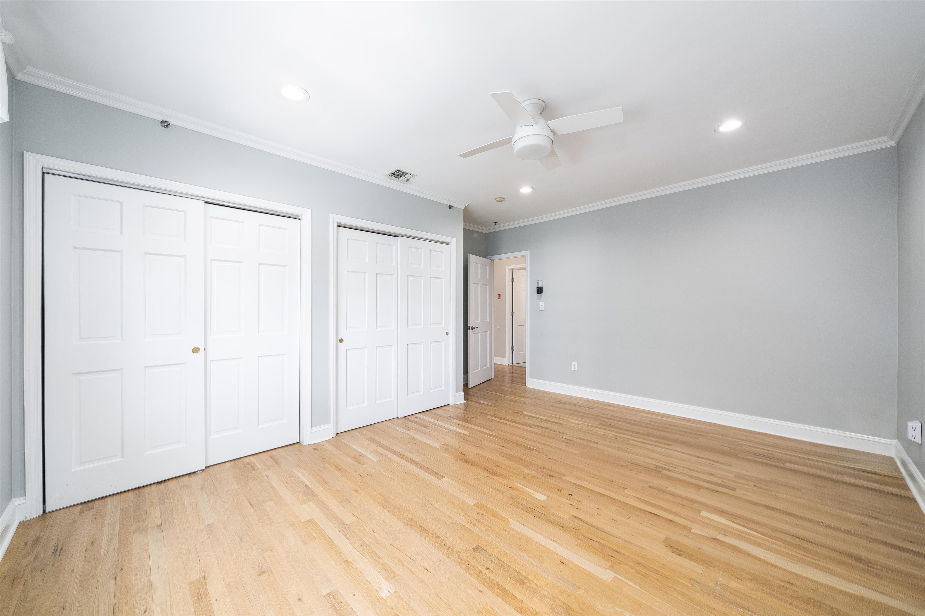 452 2ND ST Unit: 6