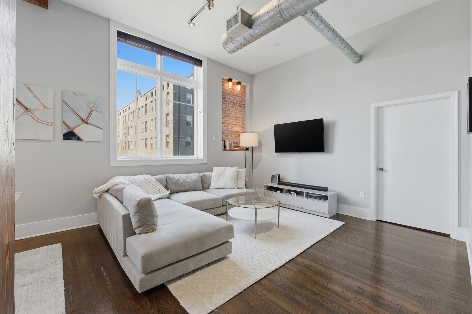 1023 CLINTON ST Unit: 4A