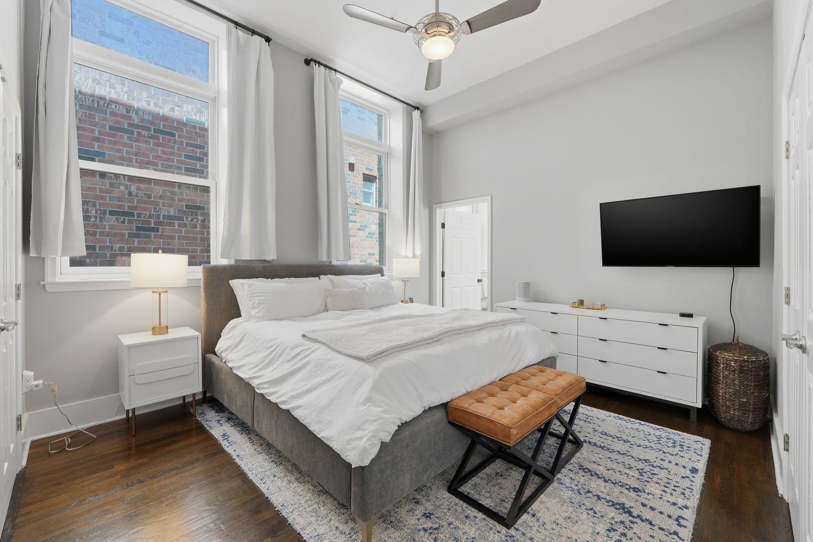 1023 CLINTON ST Unit: 4A