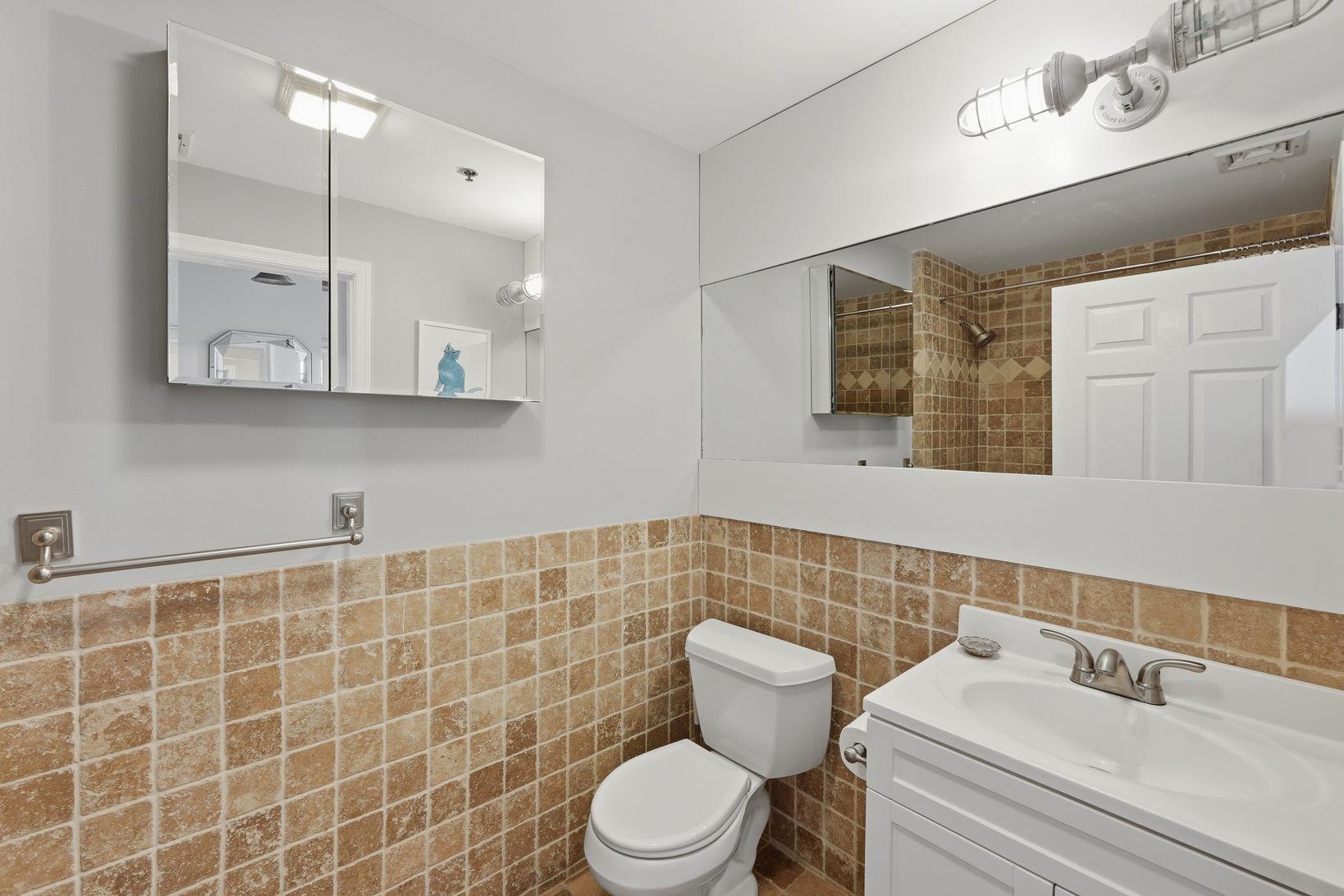 1023 CLINTON ST Unit: 4A