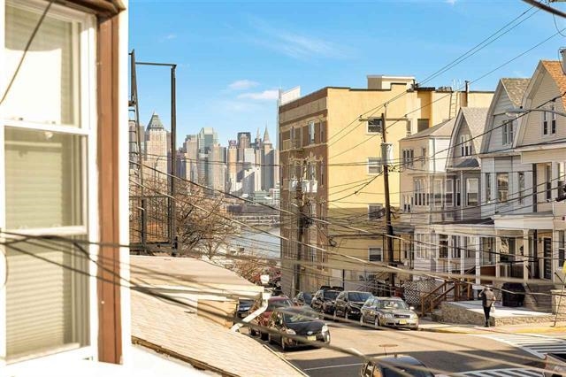 36 46TH ST Unit: 1