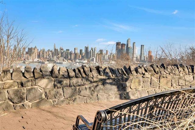 36 46TH ST Unit: 1