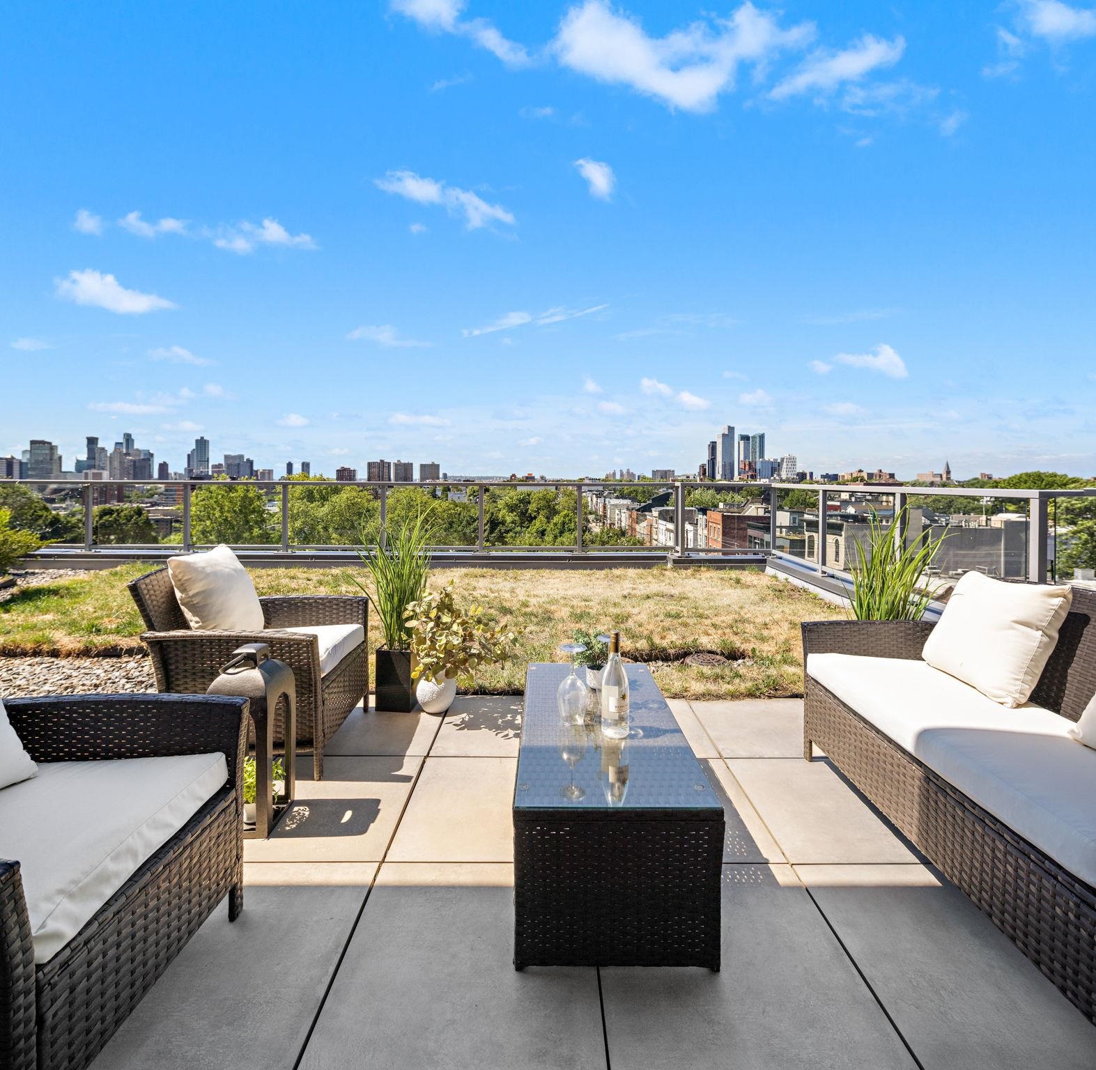 502 PALISADE AVE Unit: 602