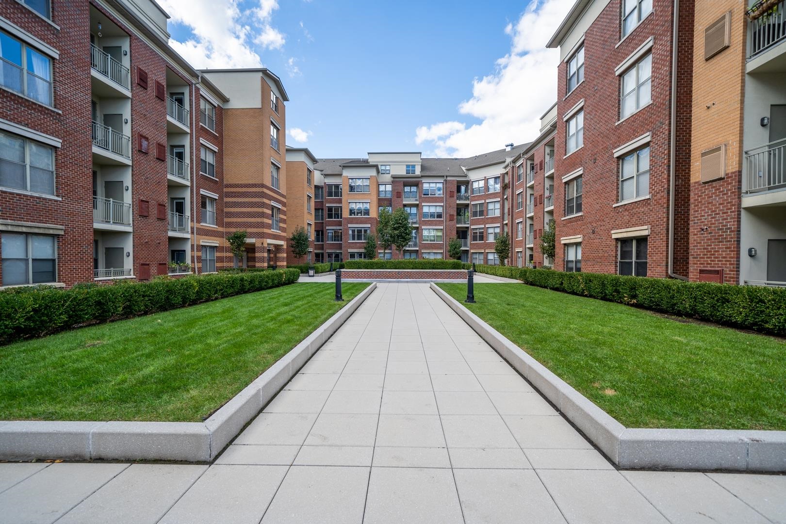 26 AVENUE AT PORT IMPERIAL Unit: 204