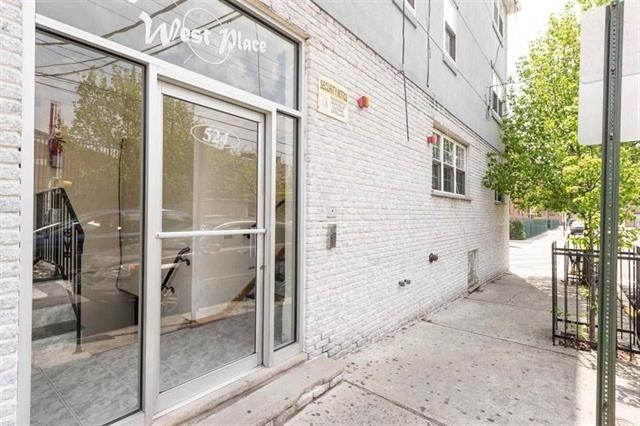 524-526 4TH ST Unit: 13