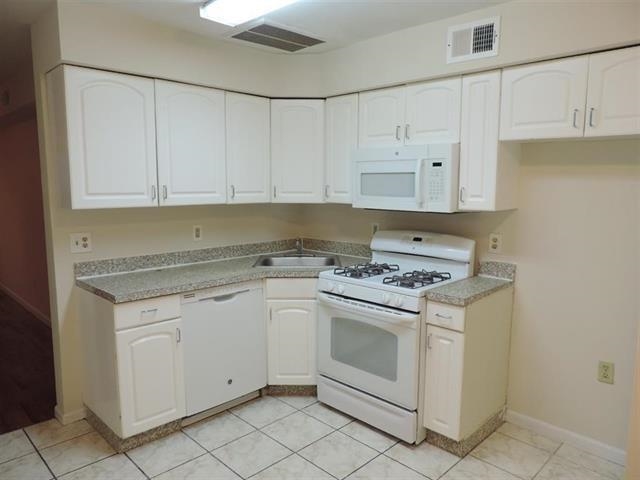 524-526 4TH ST Unit: 13