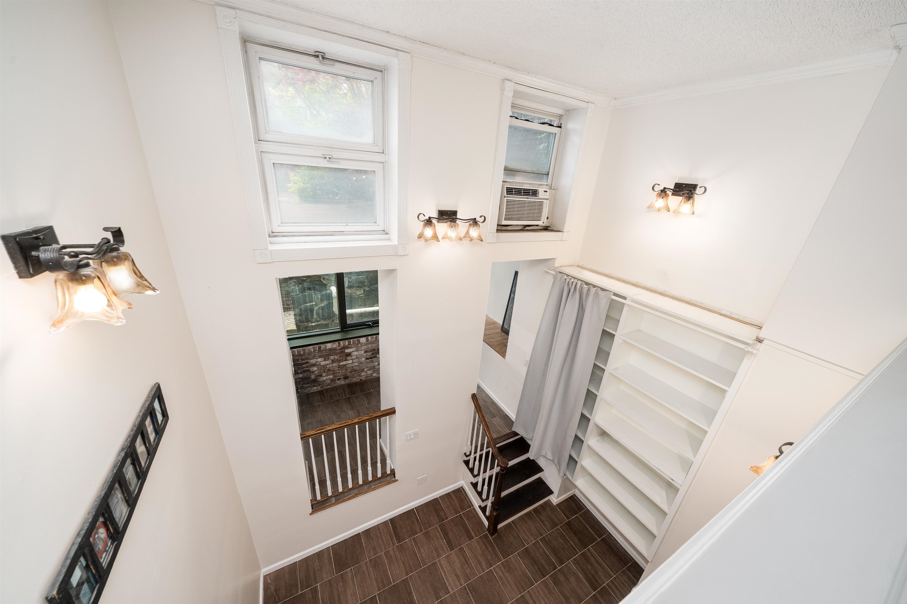 1314 HUDSON ST Unit: 2