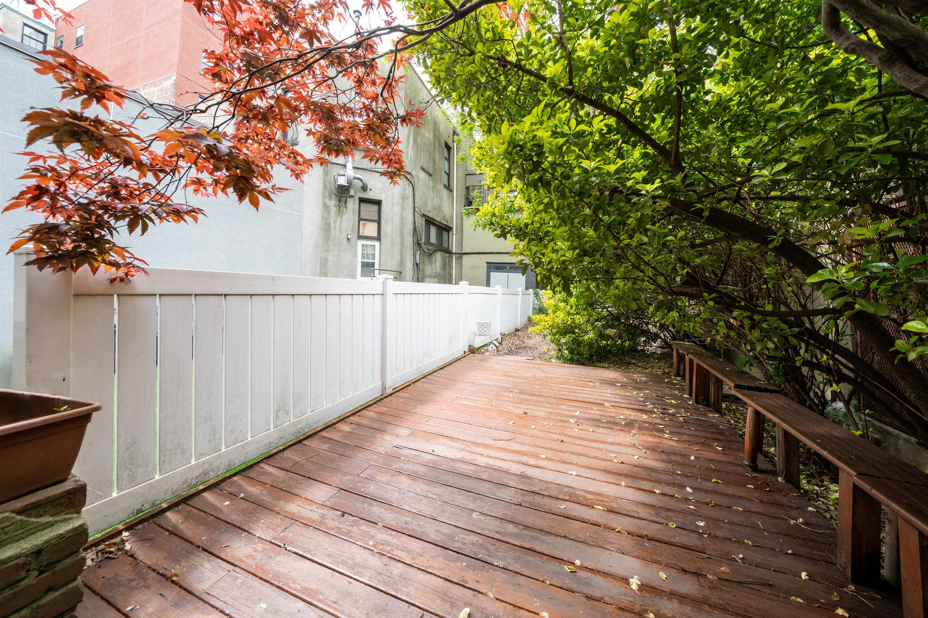 1314 HUDSON ST Unit: 2