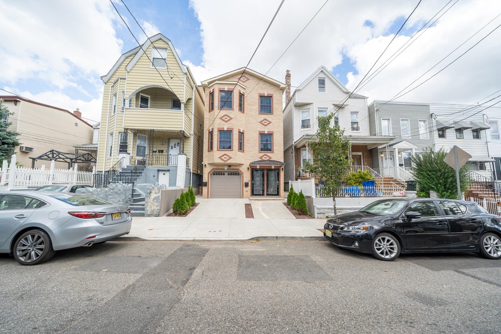 72 CHARLES ST