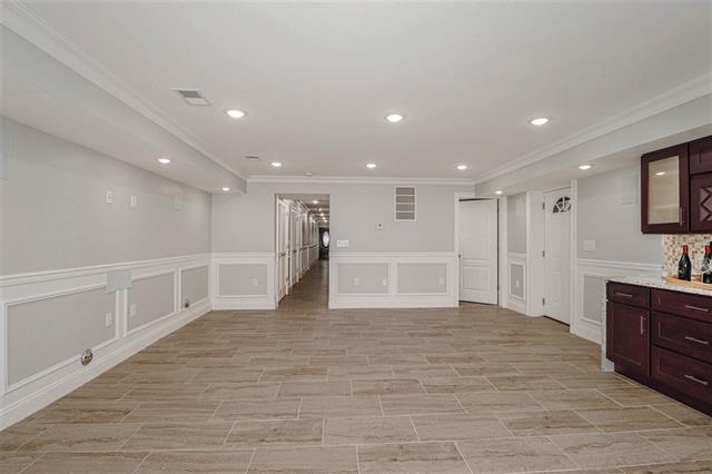 72 CHARLES ST