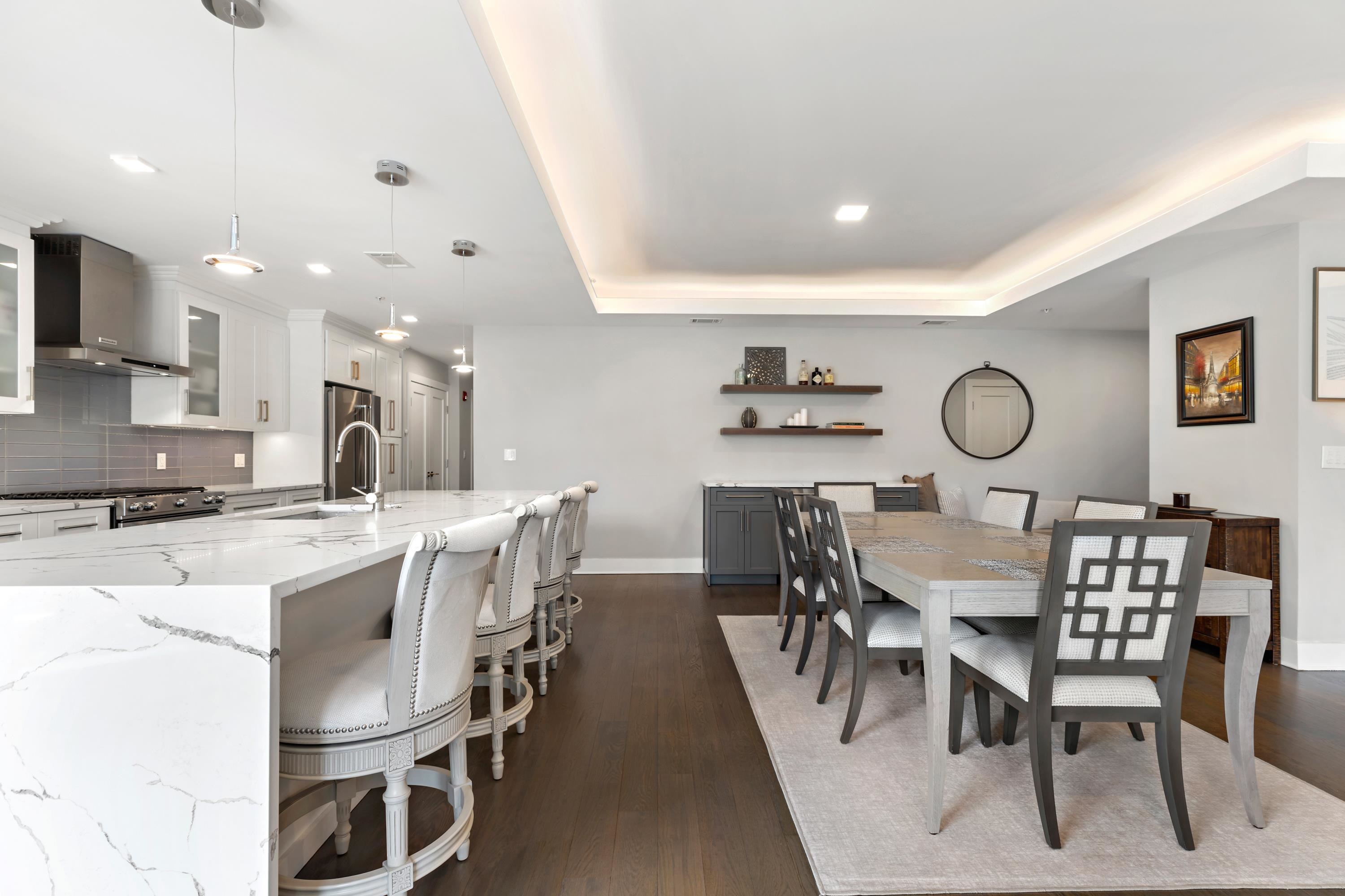 10 PATERSON AVE Unit: 3B