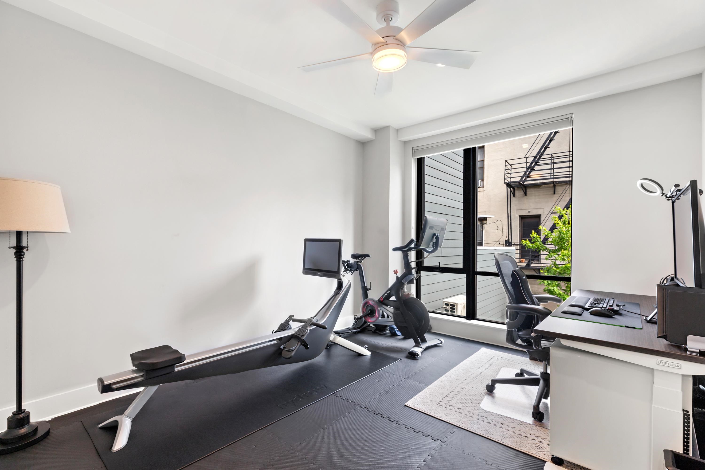 10 PATERSON AVE Unit: 3B