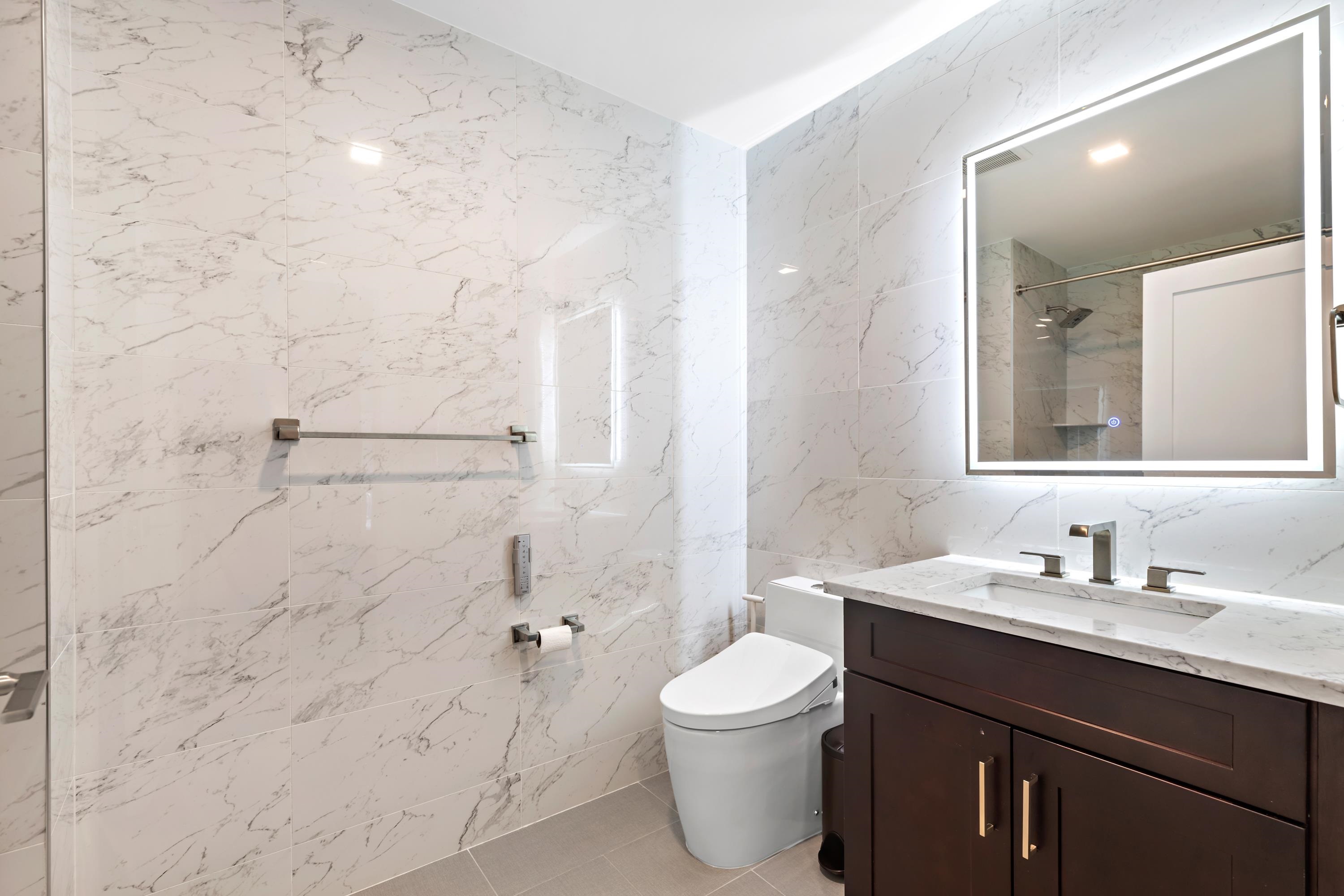 10 PATERSON AVE Unit: 3B
