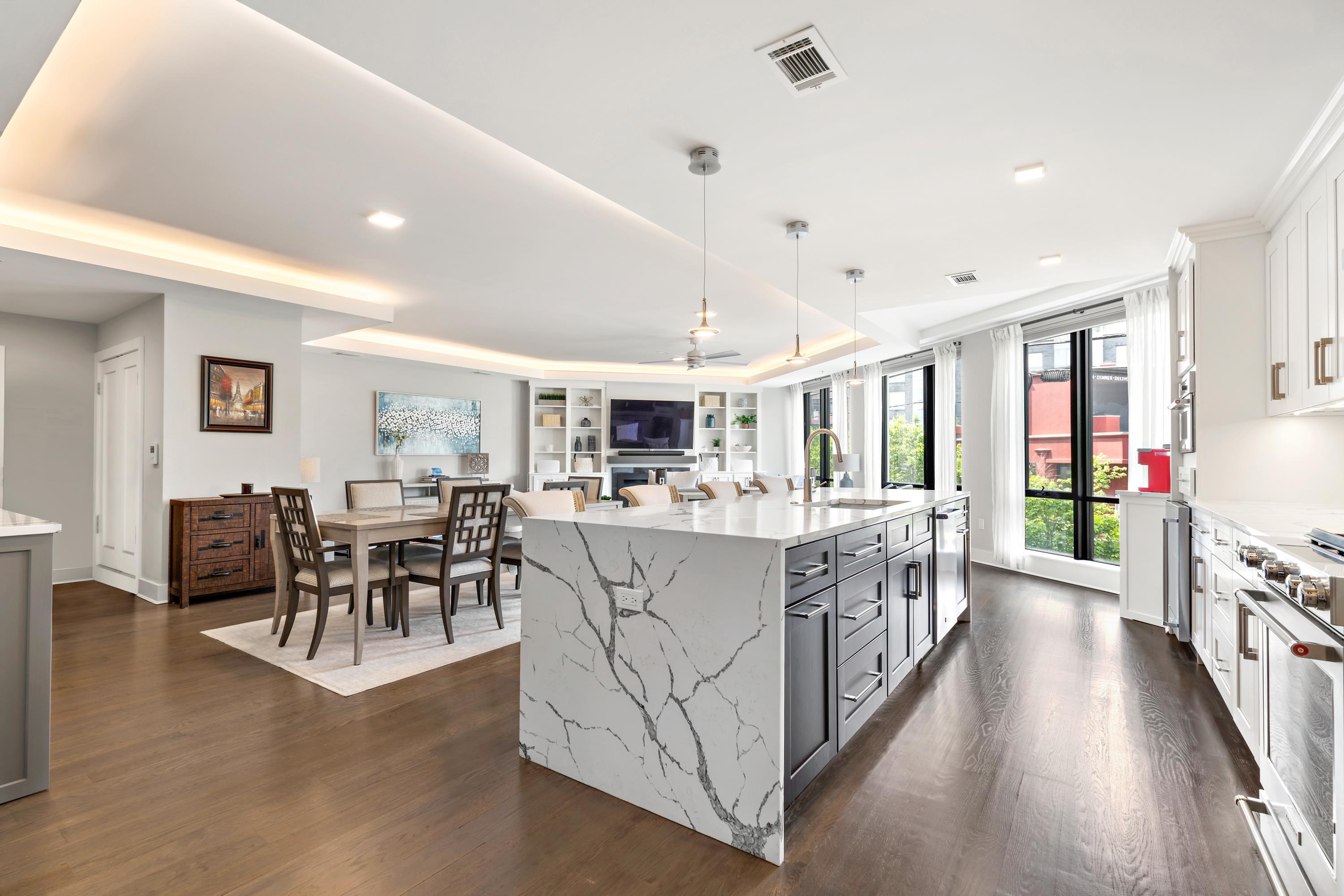 10 PATERSON AVE Unit: 3B