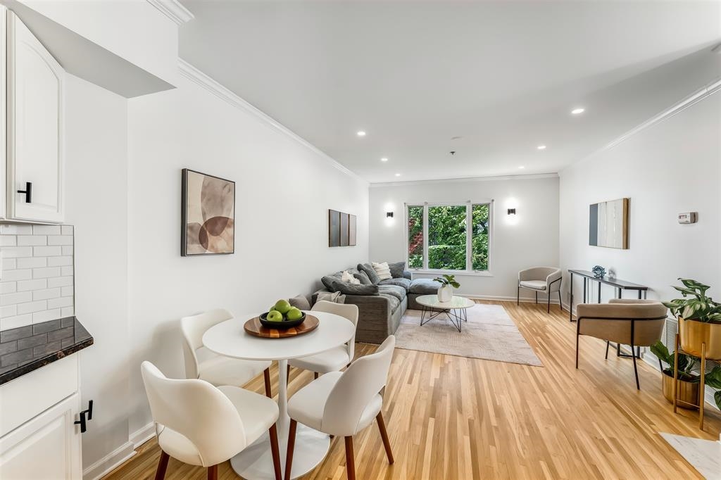508 1ST ST Unit: 2W