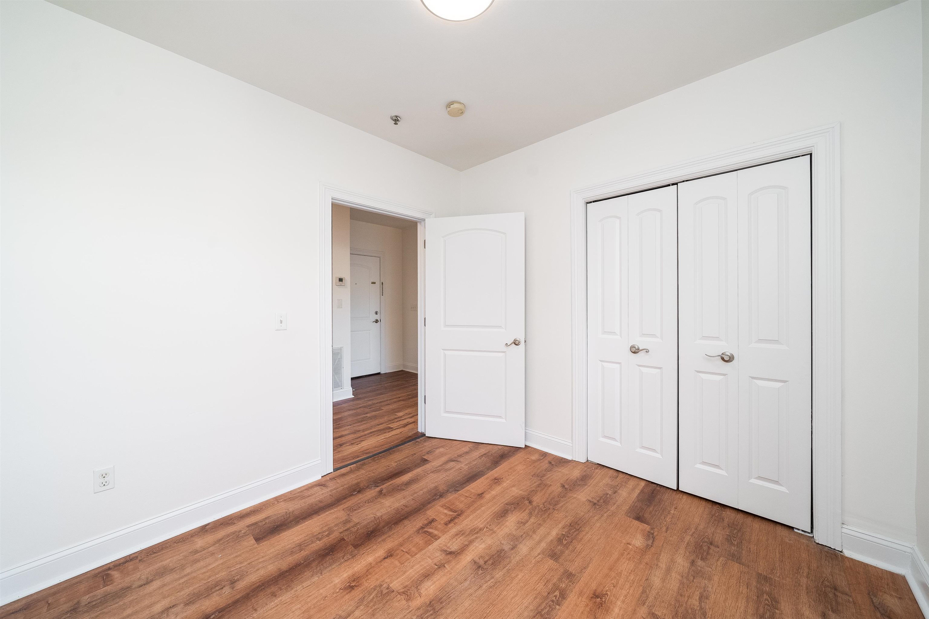 528 47TH ST Unit: 2C