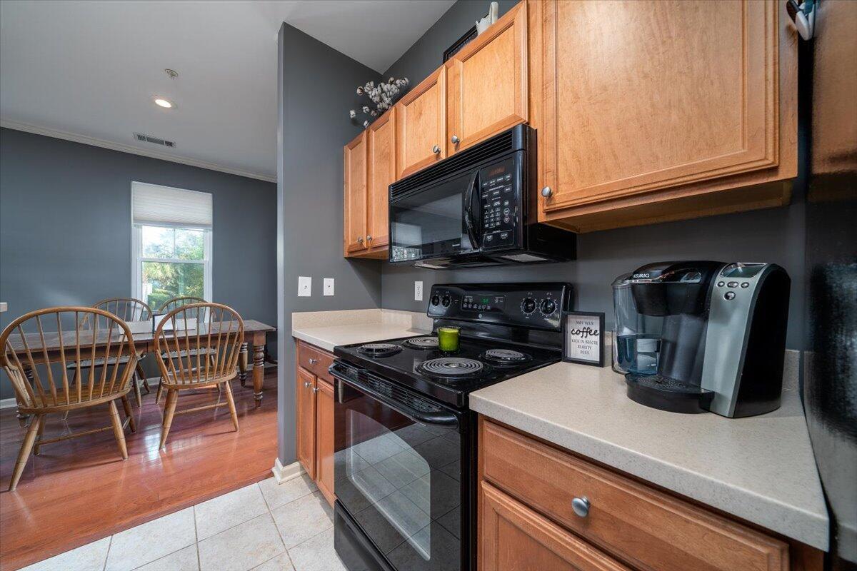 1225 Blakeway Street # 1003