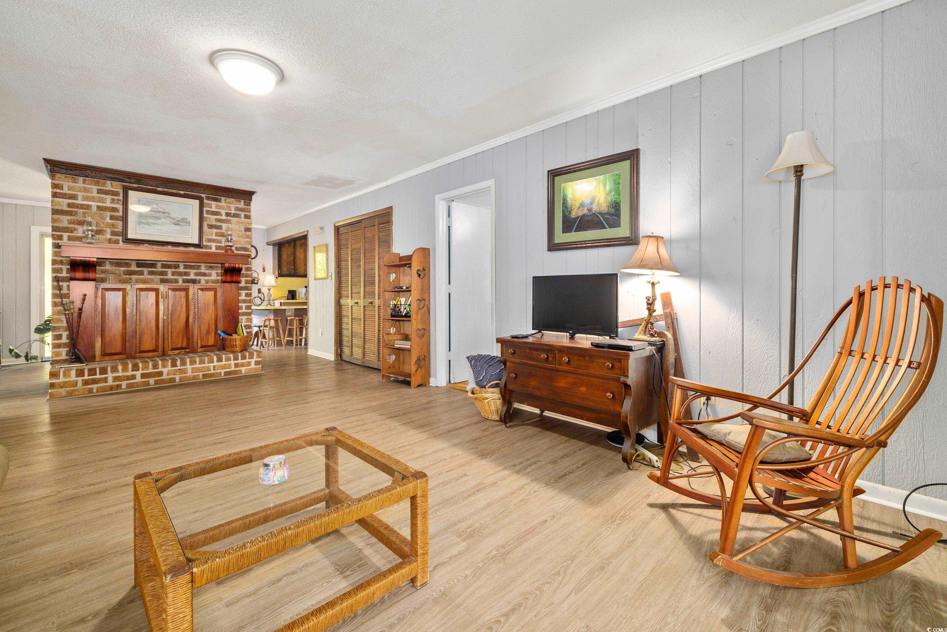 106 Weston Dr.