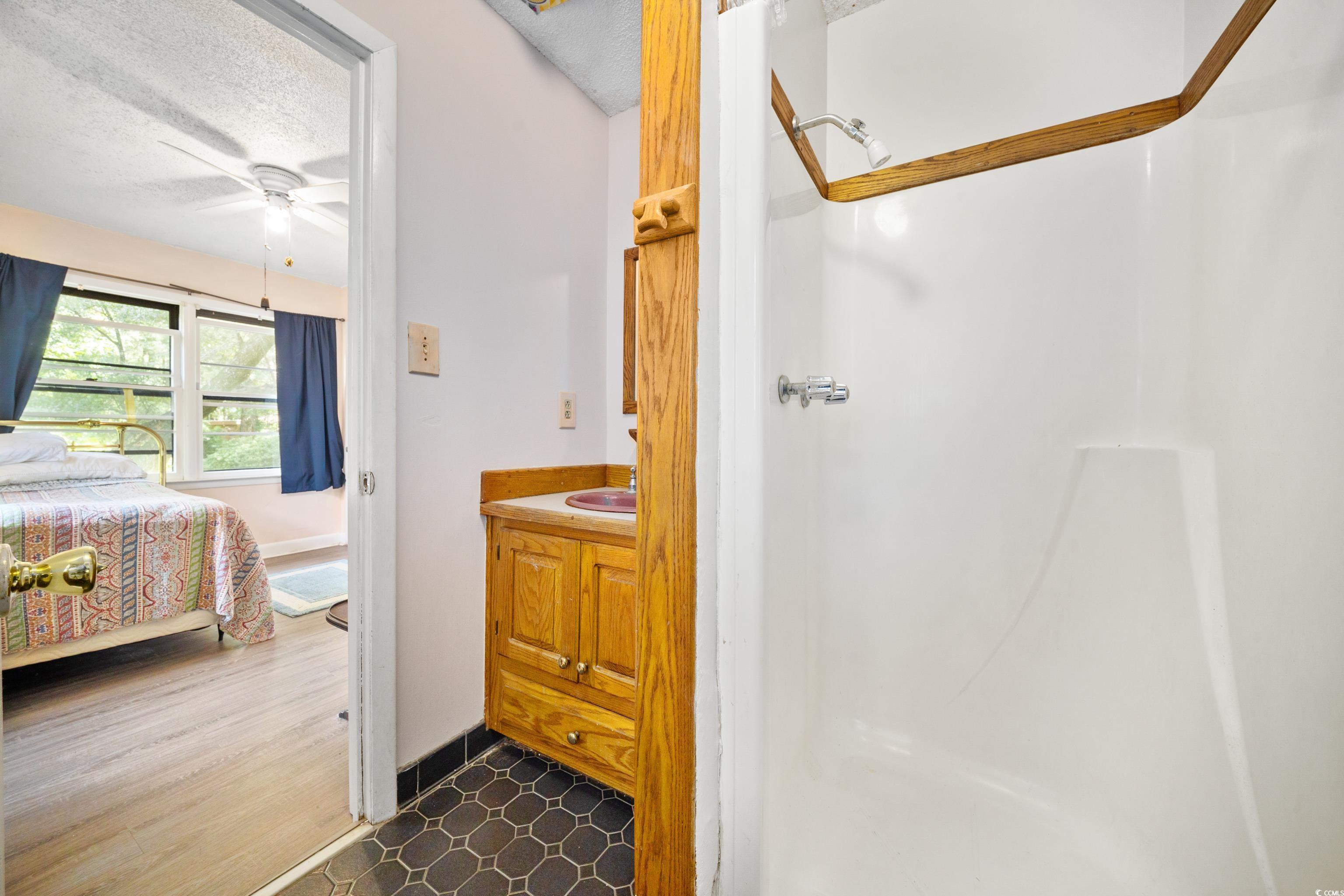 106 Weston Dr.