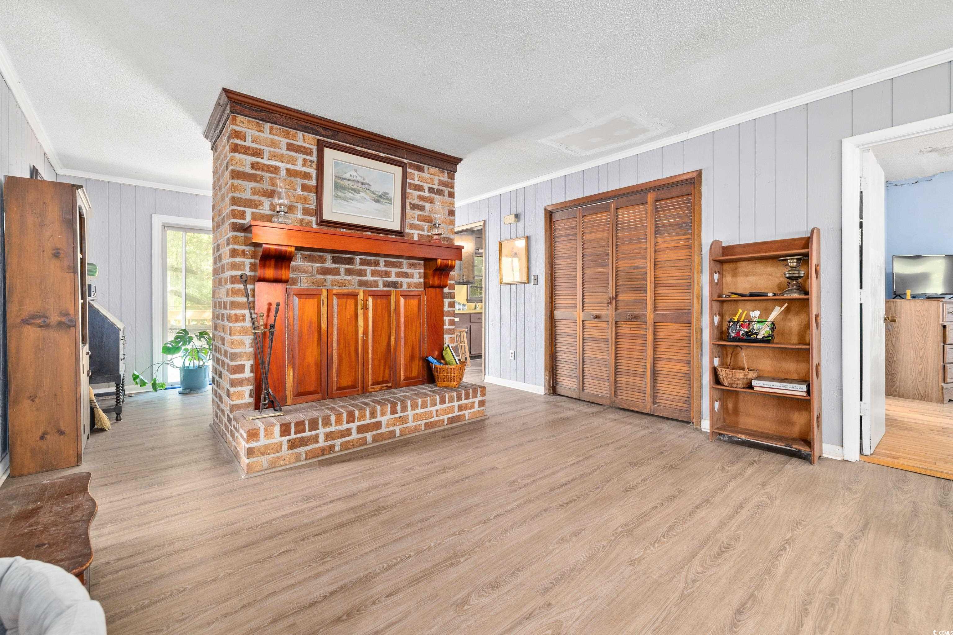 106 Weston Dr.