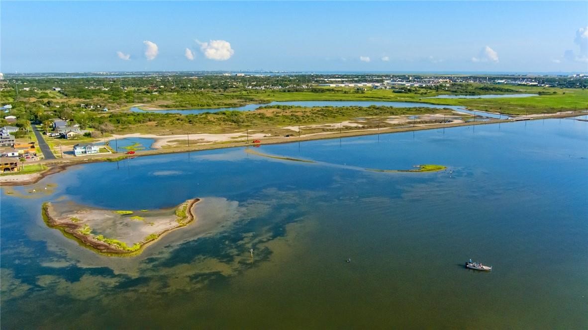 2002 Laguna Shores