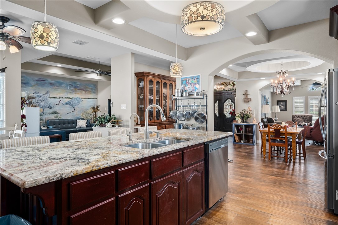 2817 CHAPEL VIEW Dr