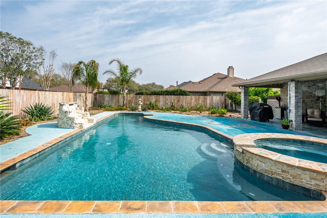 2817 CHAPEL VIEW Dr