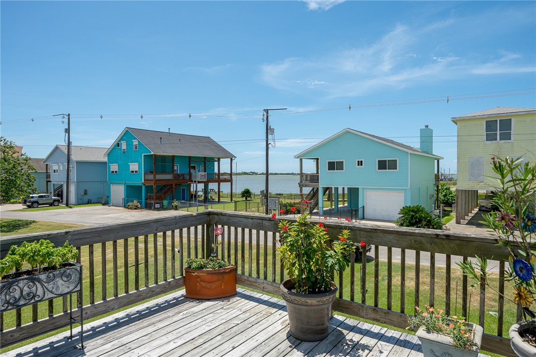 205 E Bay Ave