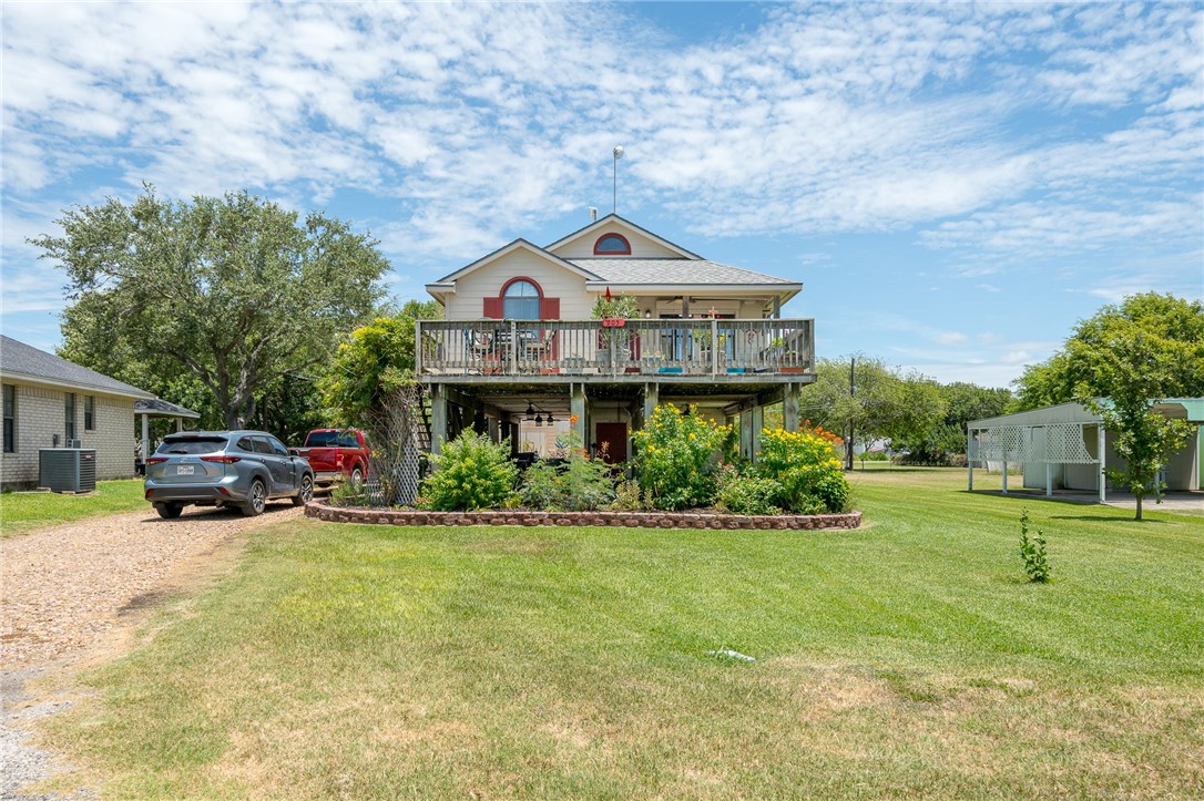 205 E Bay Ave