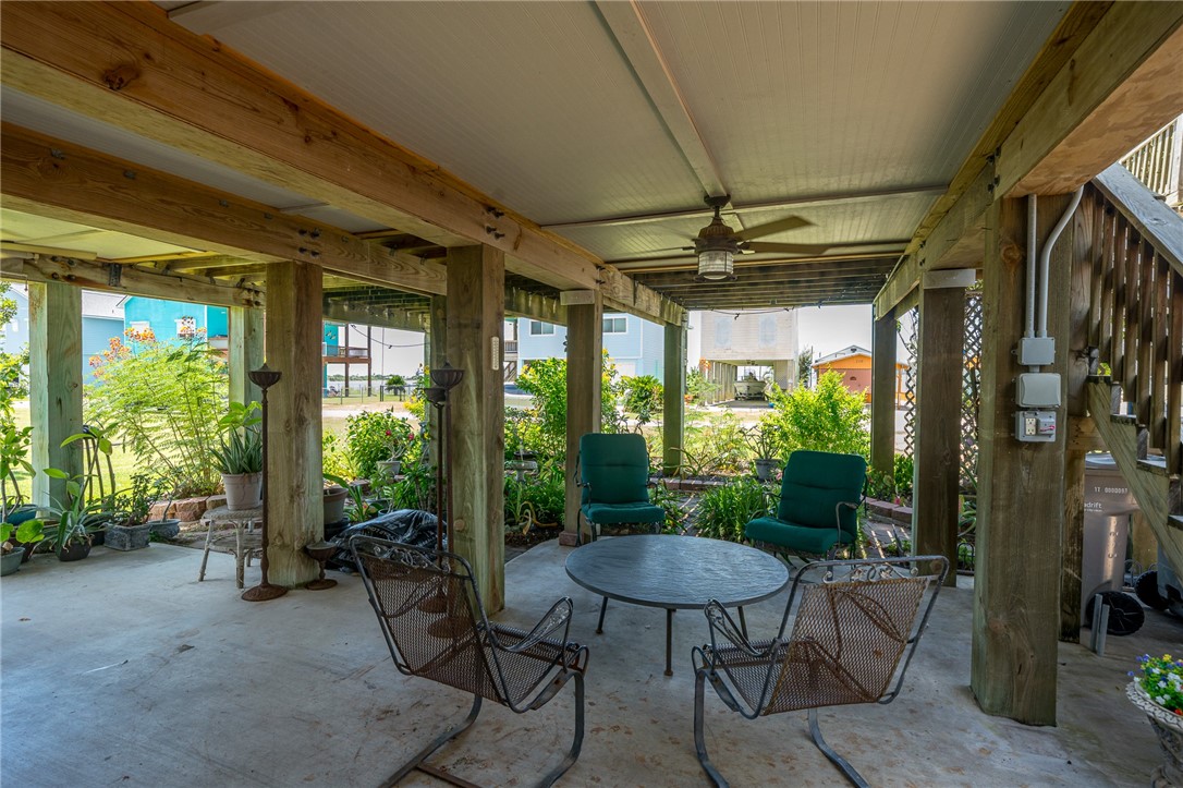205 E Bay Ave