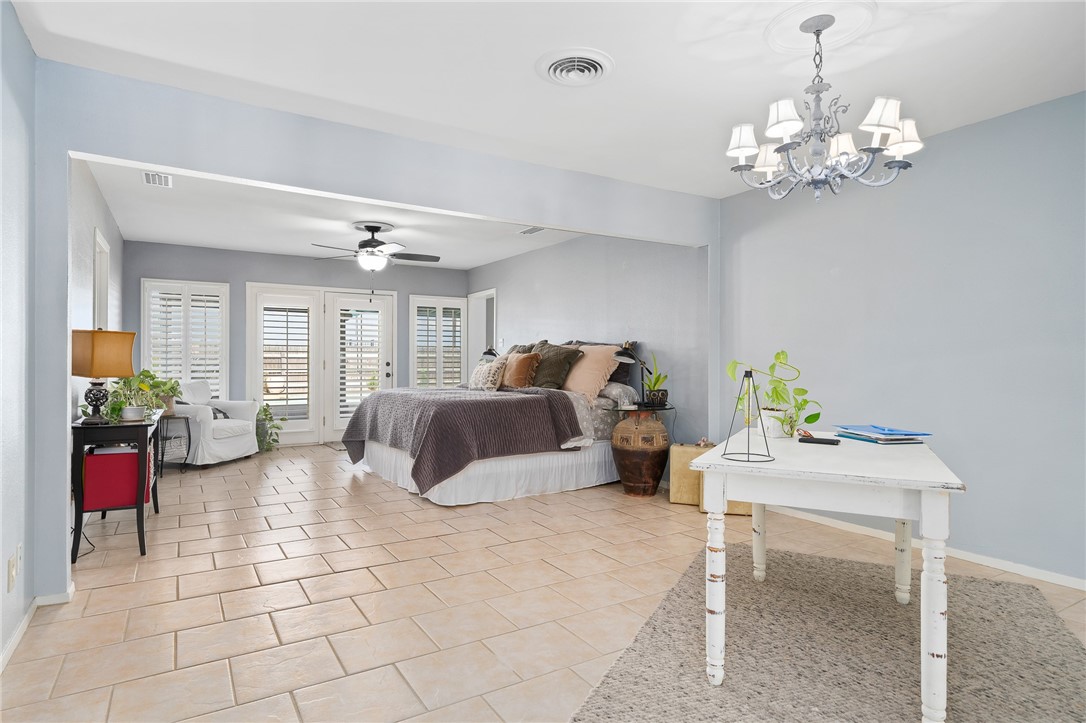 53 CAMDEN PL