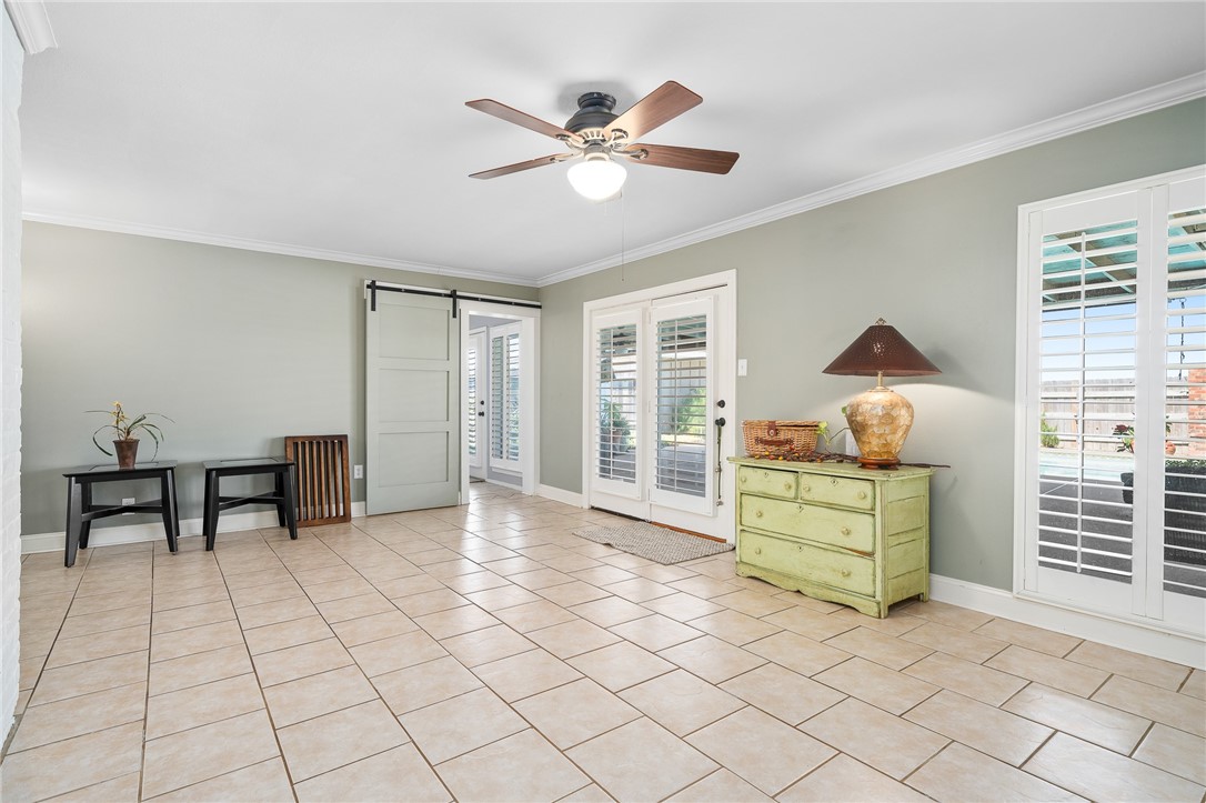 53 CAMDEN PL