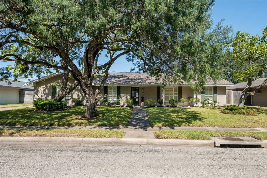 53 CAMDEN PL
