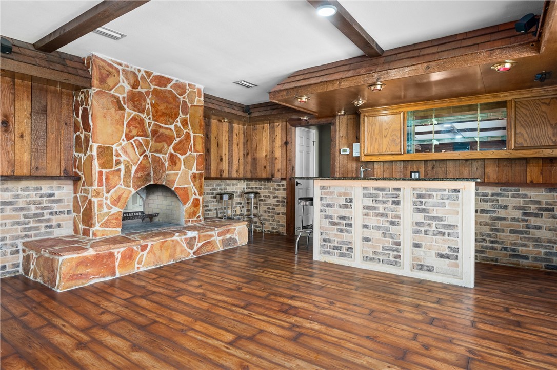 4187 COUNTRY PL