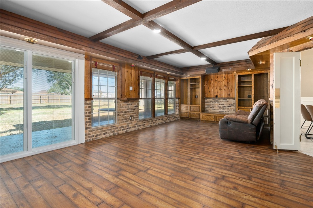 4187 COUNTRY PL