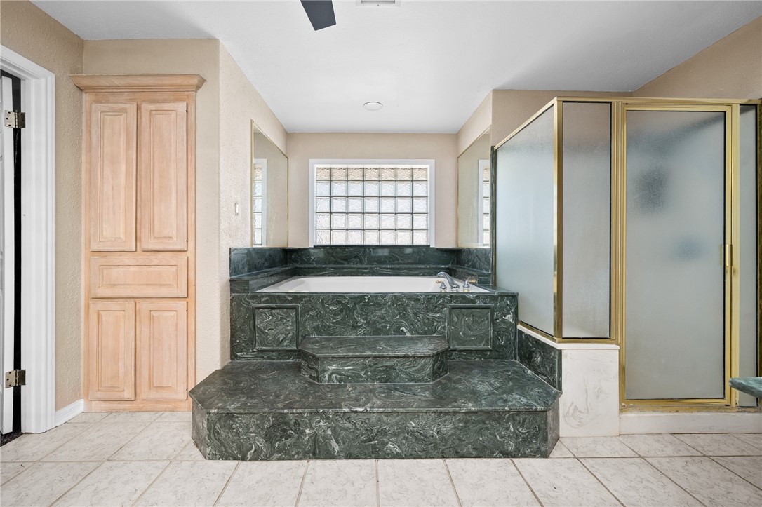 4187 COUNTRY PL