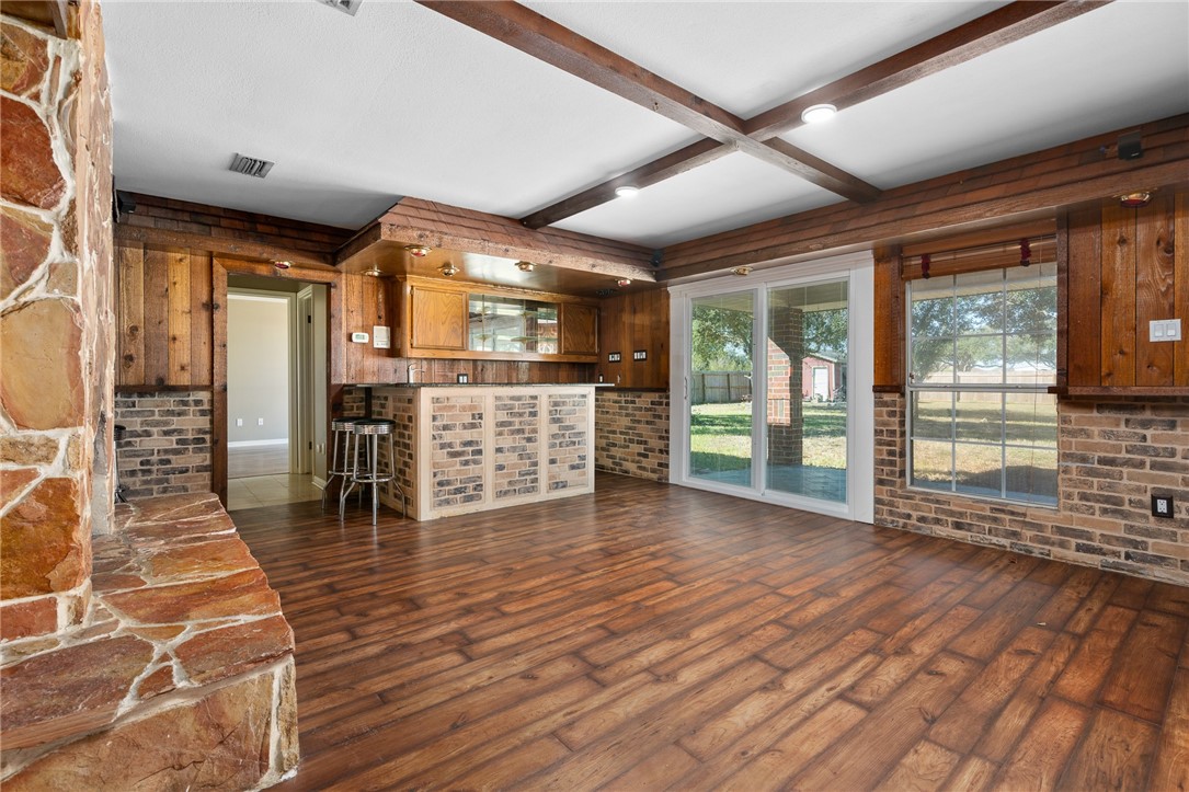 4187 COUNTRY PL