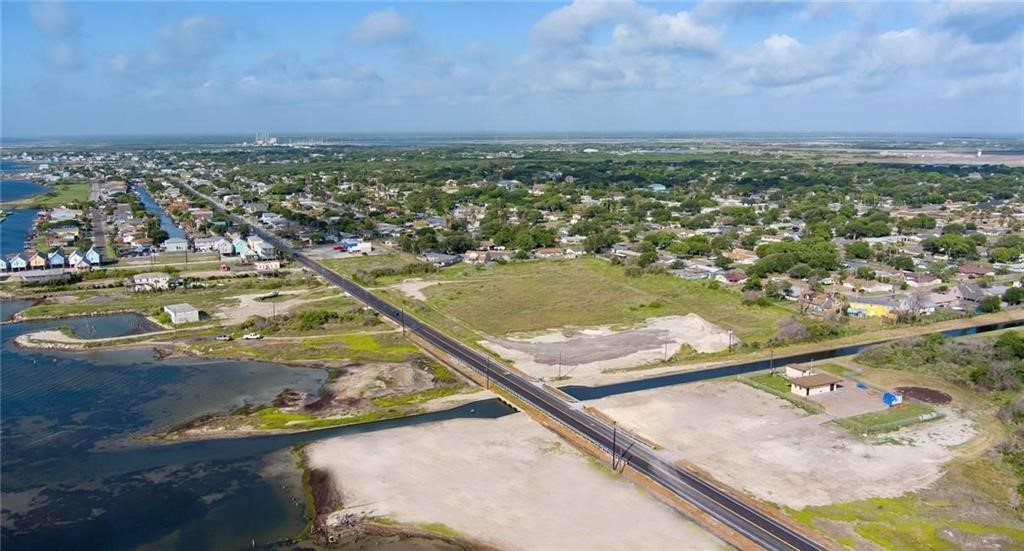 2849 Laguna Shores Dr.