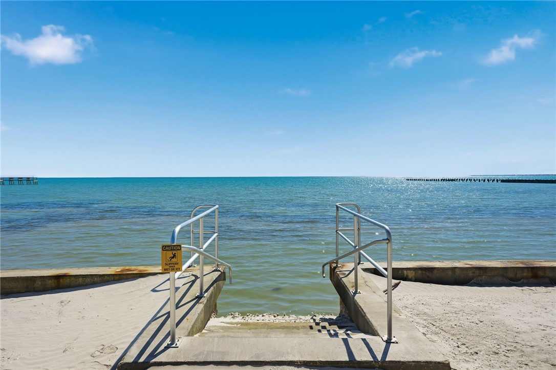 2292 N FULTON BEACH Road 201