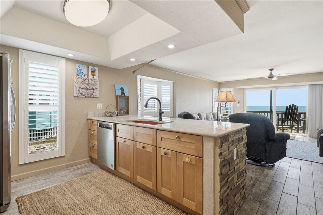 2292 N FULTON BEACH Road 201