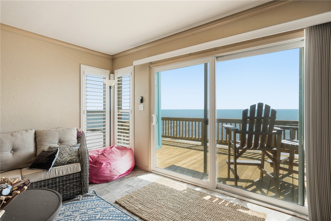 2292 N FULTON BEACH Road 201