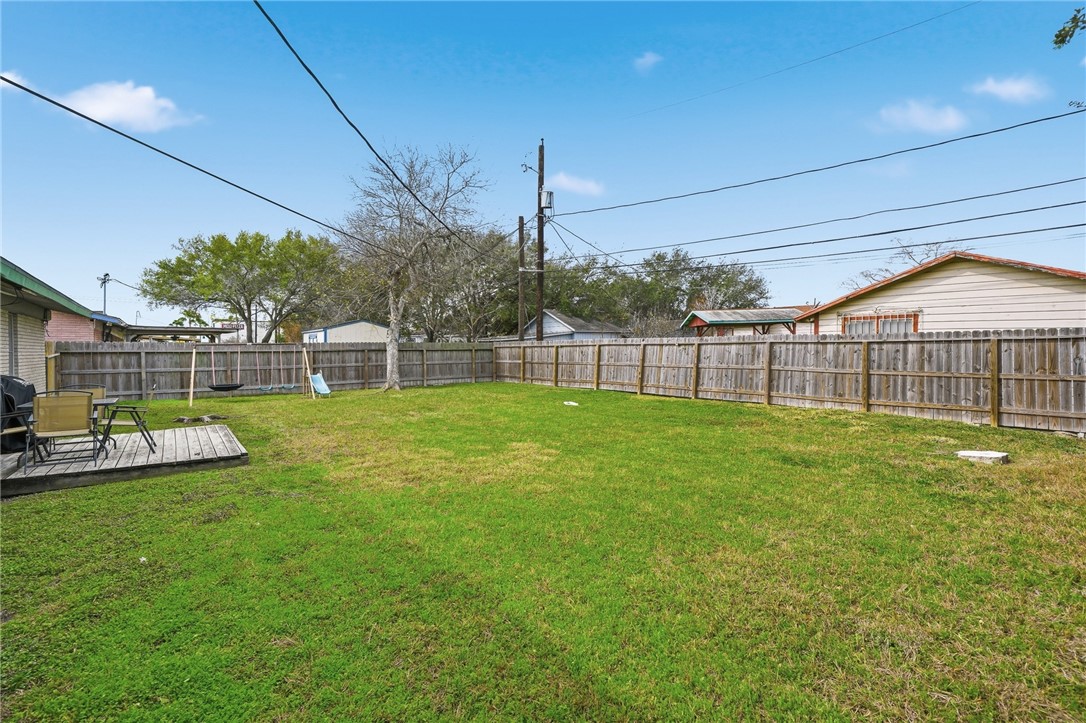 1213 SALEM Dr