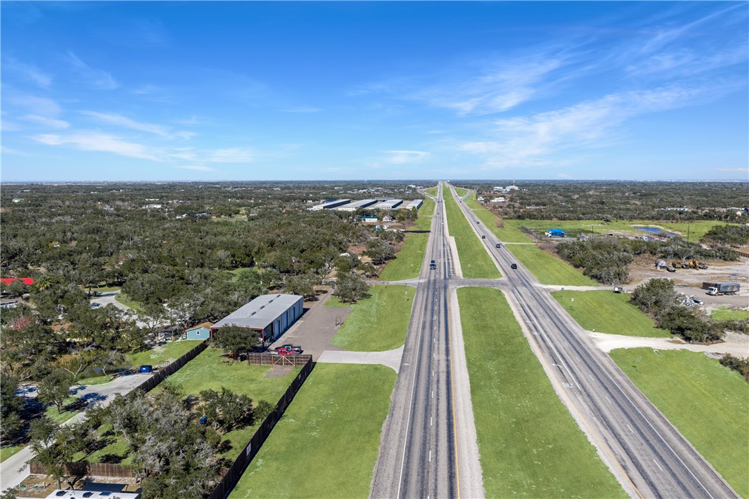 2590 SH 35 BYPASS